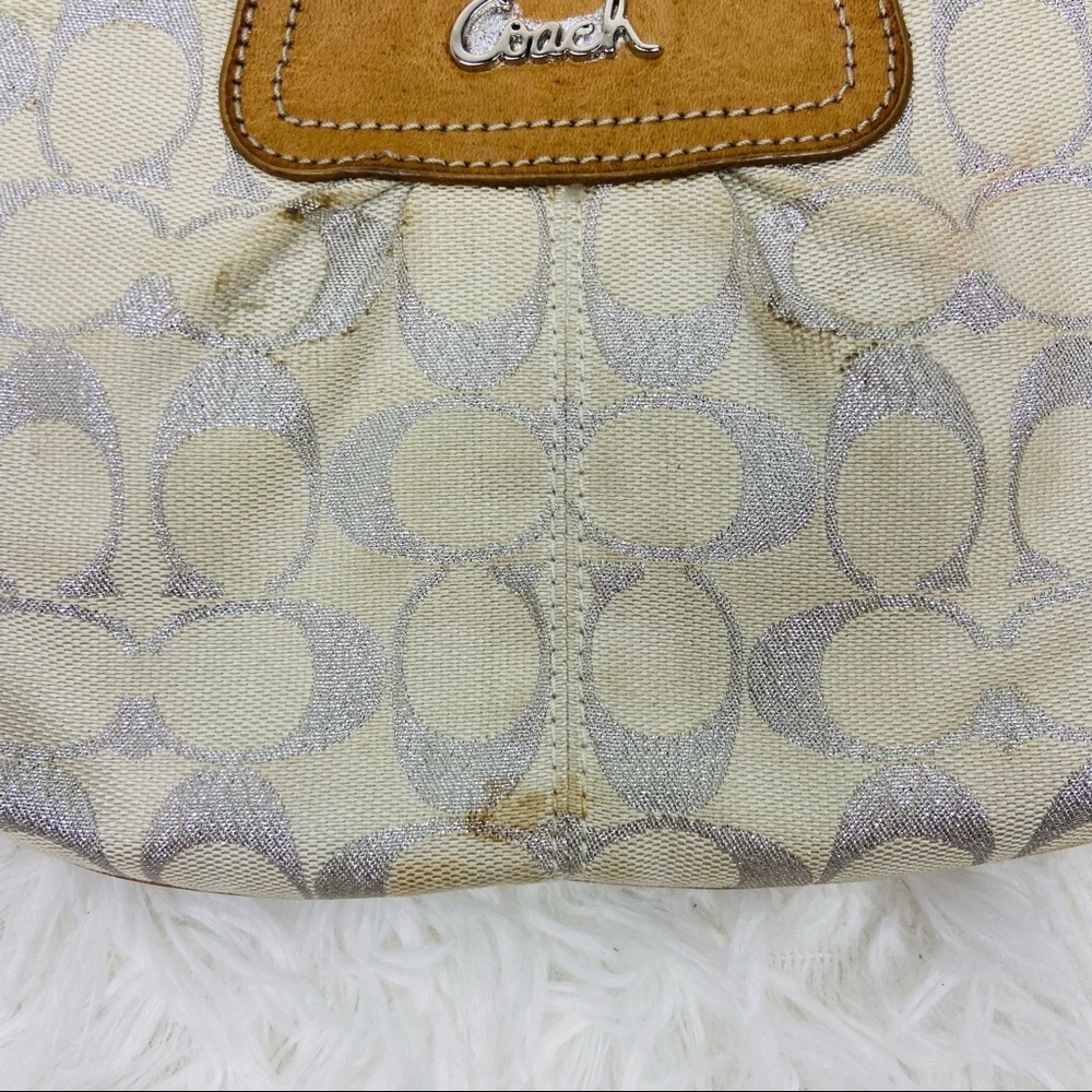 COACH white & silver C print wristlet wallet - Picture 4 of 15